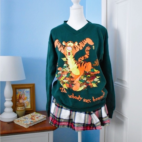 Vintage Winnie the Pooh sweatshirt - Picture 5 of 6